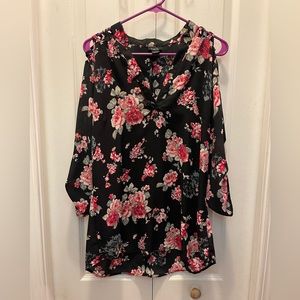 Rue21 black sheer top with red floral